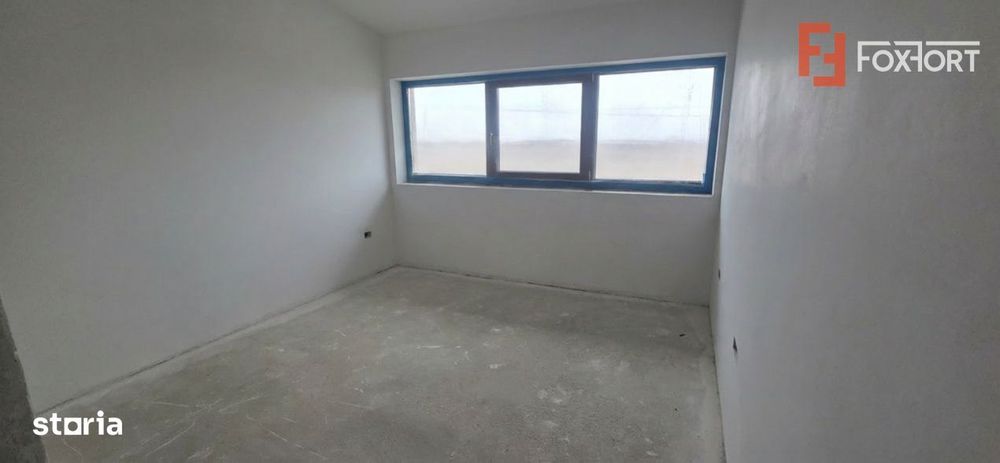 Duplex spatios cu 5 camere de vanzare, zona Mosnita Noua