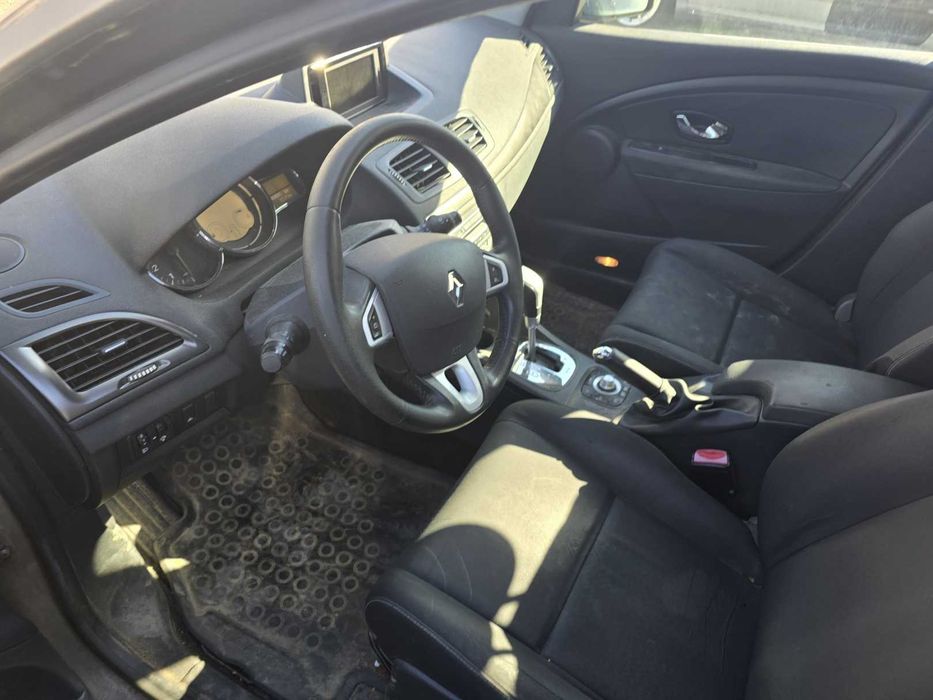 Dezmembrari dezmembrez Renault Megane 3 Combi 1.5 DCI cod motor K9K