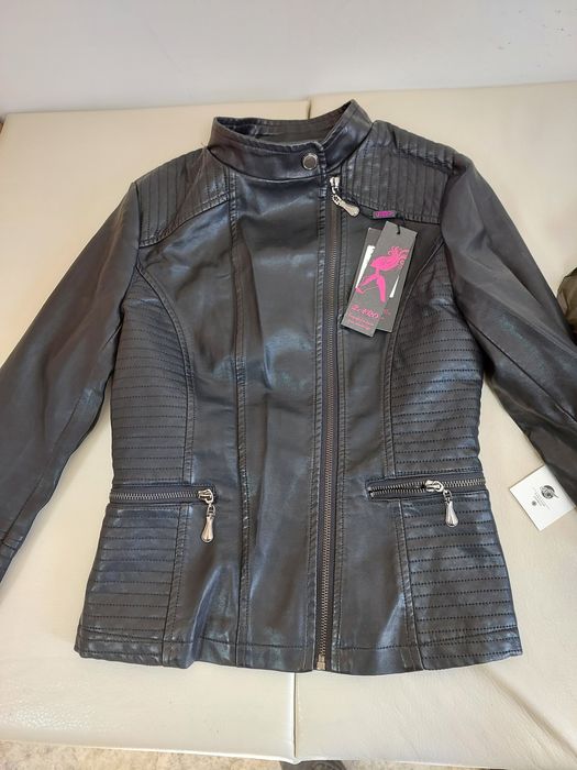 Женские кожаные куртка