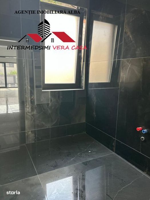 Casa noua 4 camere, 2 bai de vanzare Alba - Cetate in spate la Piata