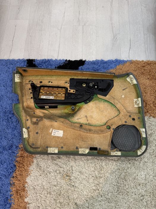 Мерседес 202 обшивка сатылады