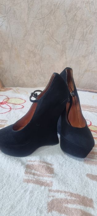 Туфли  женские оригинал