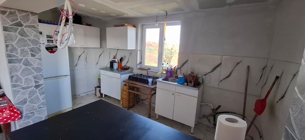 vand casă la sarmasel gară