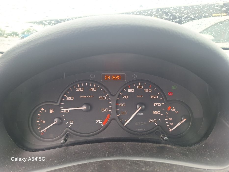 Vand Peugeot 206,benzina an 2007