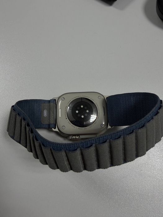 Продам оригинал Apple Watch Ultra 2
