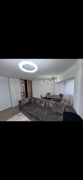 Apartament de închiriat, 3 camere,  ultra central, zona centrul vechi, complet renovat, totul nou!