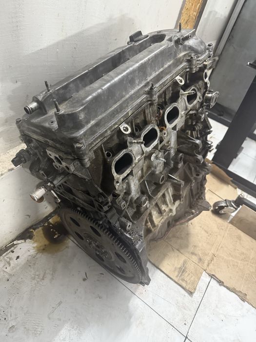 Тайота2.4 матор бар