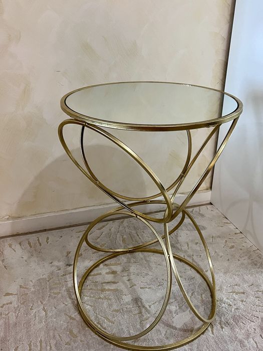 Măsuță și oglindă Mauro Ferretti