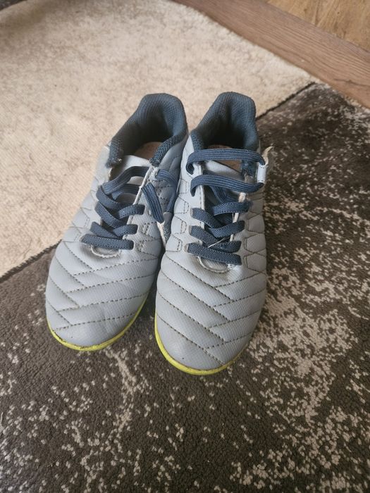 Adidasi copii pt fotbal marime 28