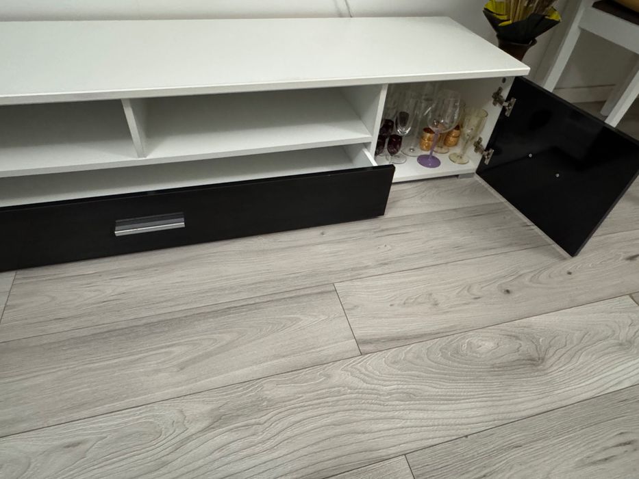 Comoda tv living/Mobila living