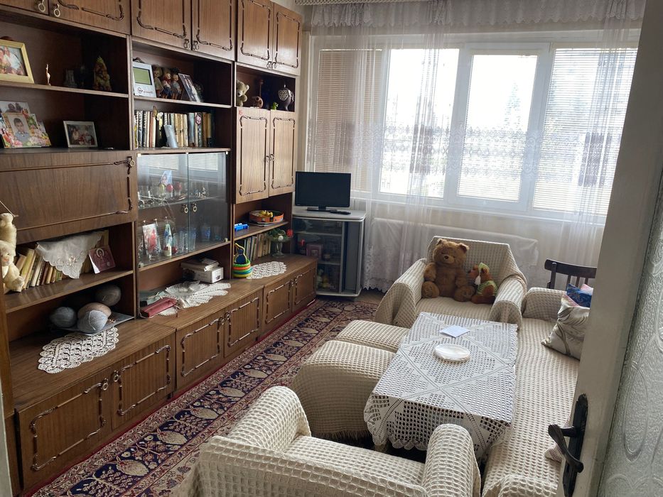 Продава се Двустаен апартамент в Търговище, Запад 2 - 63 кв.м за 1356 €/кв.м - Снимка #1
