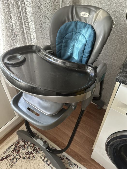 Продам стул для ребенка