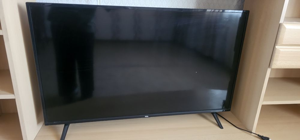 Продам телевизор