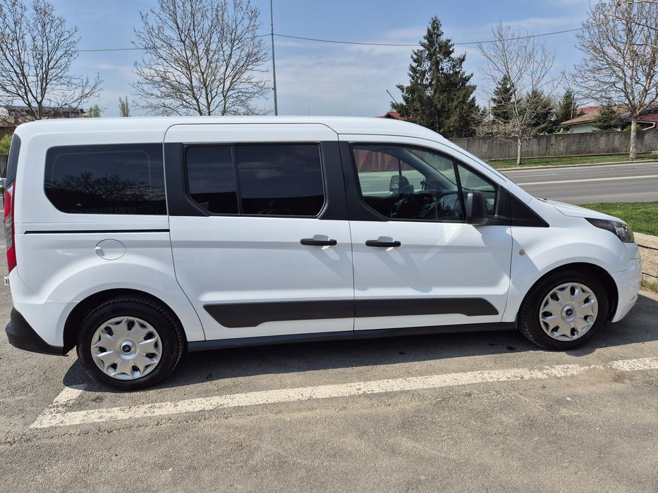 Ford Transit Connect automat - varianta lunga