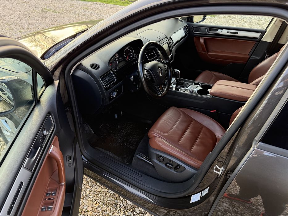 Volkswagen Touareg 2015-12 3.0V6 262cp