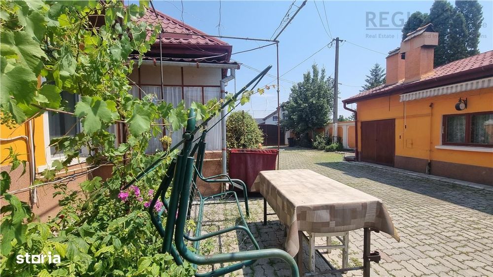 Casa de 4 camere zona Stupini