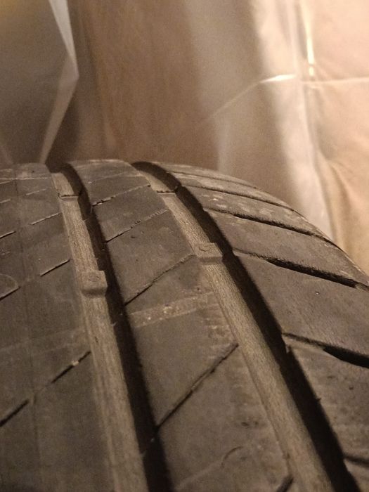 Продавам летни гуми 235/55/R18 100V Bridgestone Turanza T005