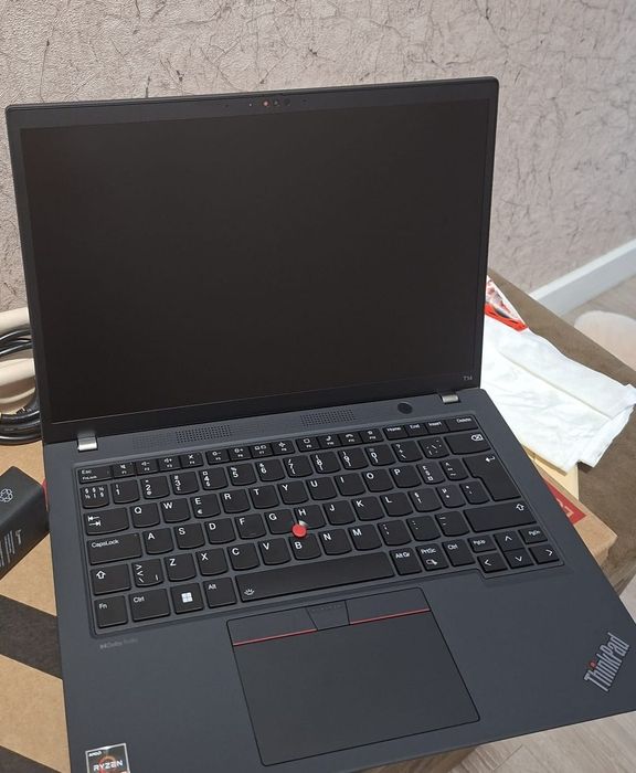 ThinkPad T14 Gen 3, 14" TOUCH, Ryzen 7, 32Gb, 512Ssd, 5G