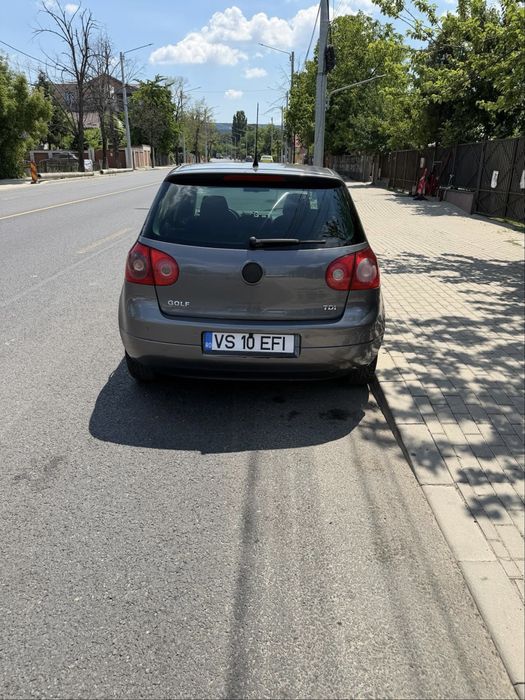 Volkswagen Golf diesel, 2.156 € — imagine 5