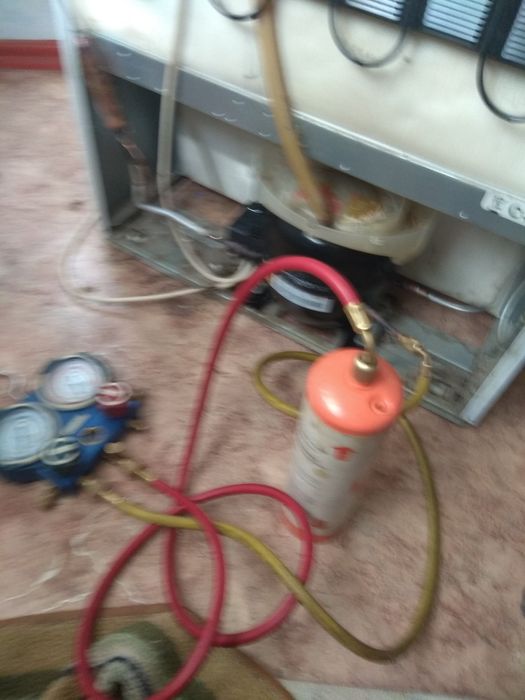 Холодильник любой