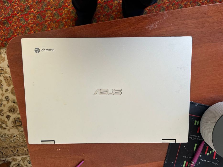 ASUS Chrome  book