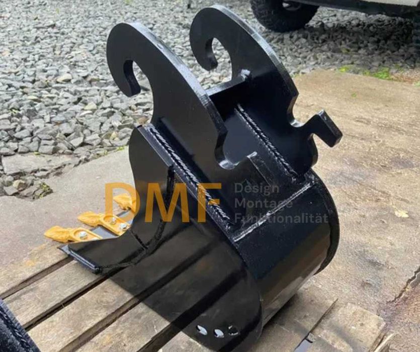 Подсилена кофа за багер 30 см за багер 2,6 - 3,5 тона