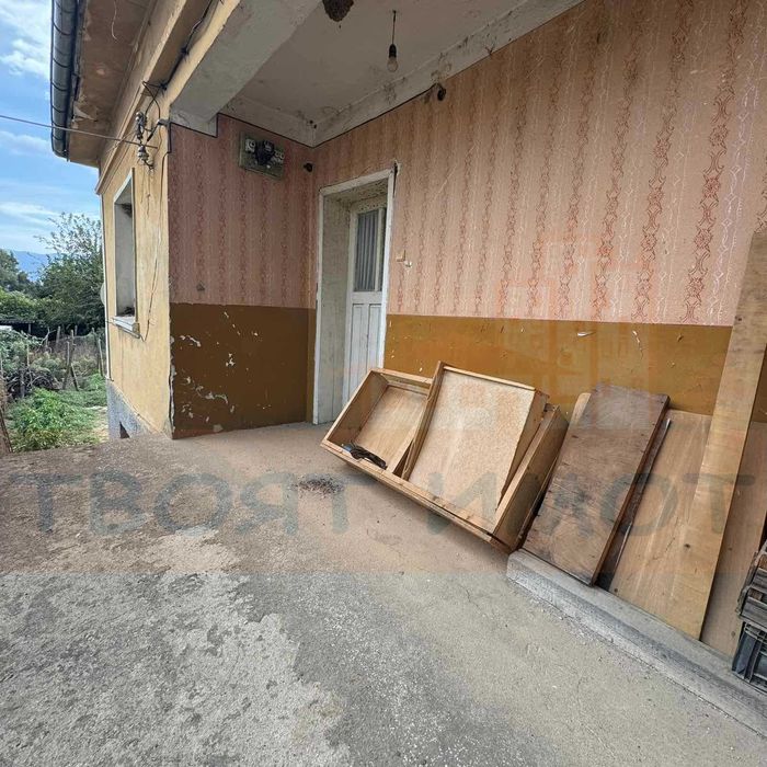 Продава се Къща в Петрич - 140 кв.м за 358 €/кв.м - Снимка #3