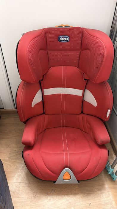 Автокресло chicco б/у