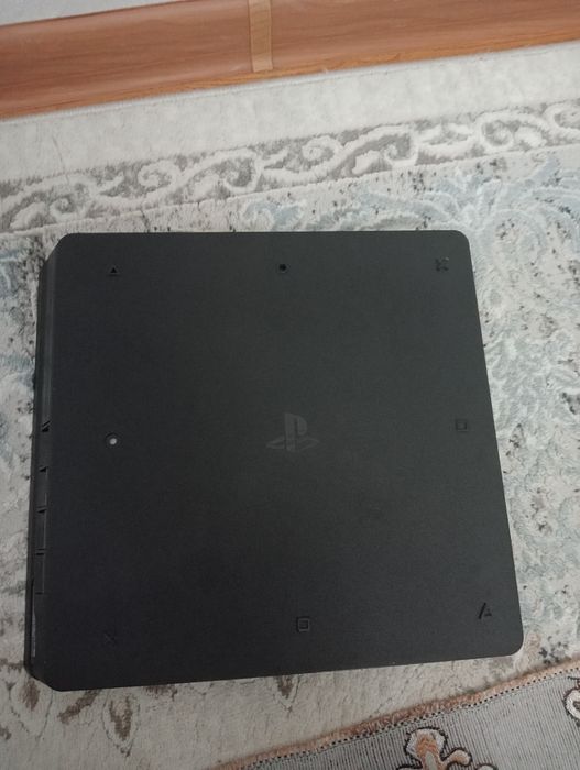 Пс 4 без коробки с торгам