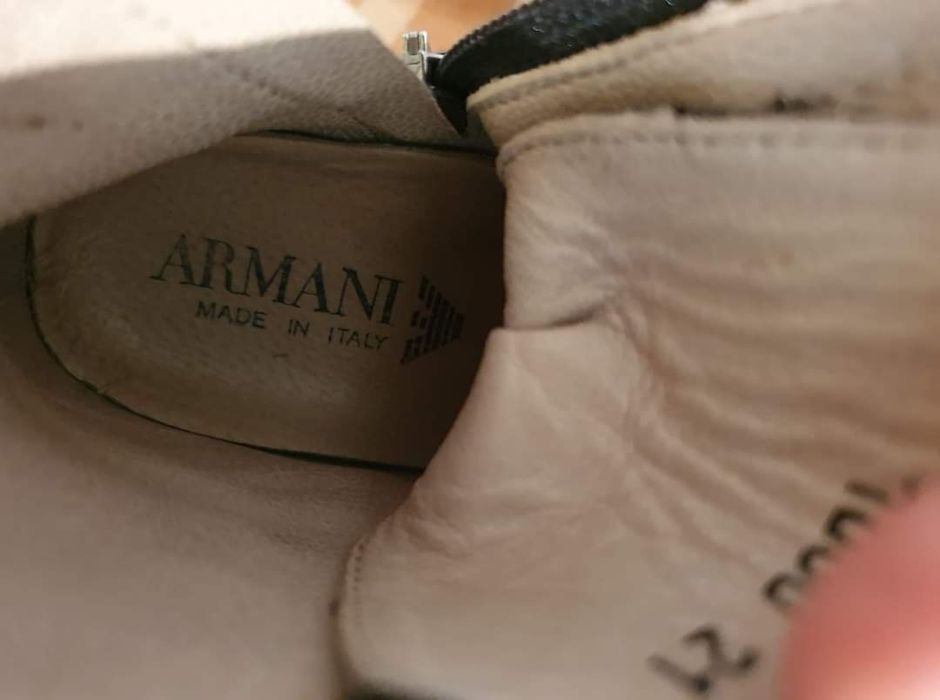 Emu Australia  ,Armani,Blumarine.Безпл.доставка
Armani -13.5см -80лв
B