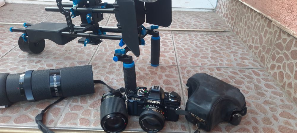 Фотоапарат Minolta x700 2 Обектива 50мм 35-135ммВидеоСтабилизатор Neweer