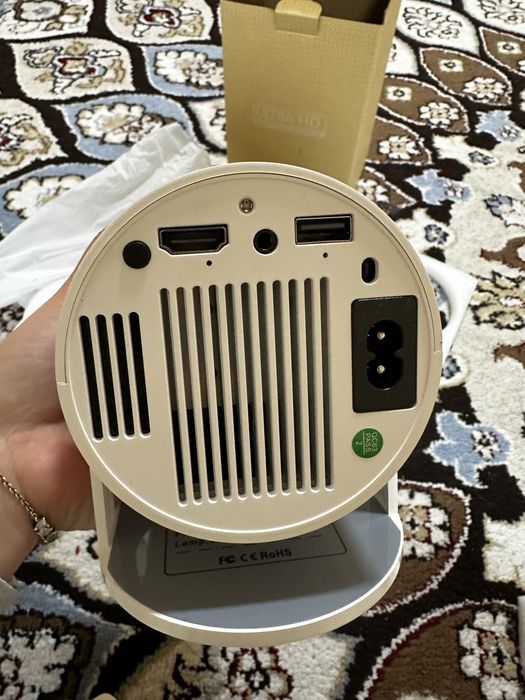 Проектор ULTRA HD HY-300