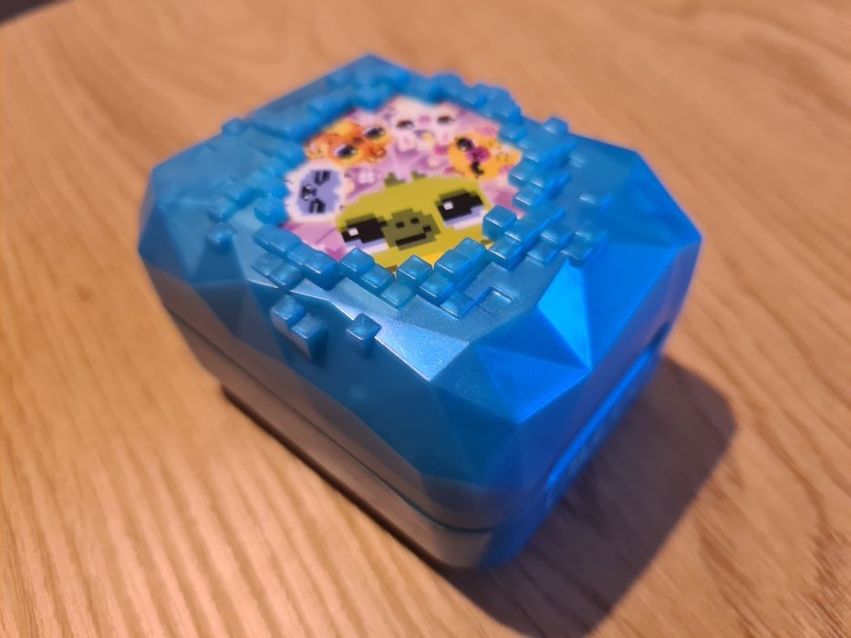 Jucarie interactiva Bitzee - Animalut digital, cutie albastra