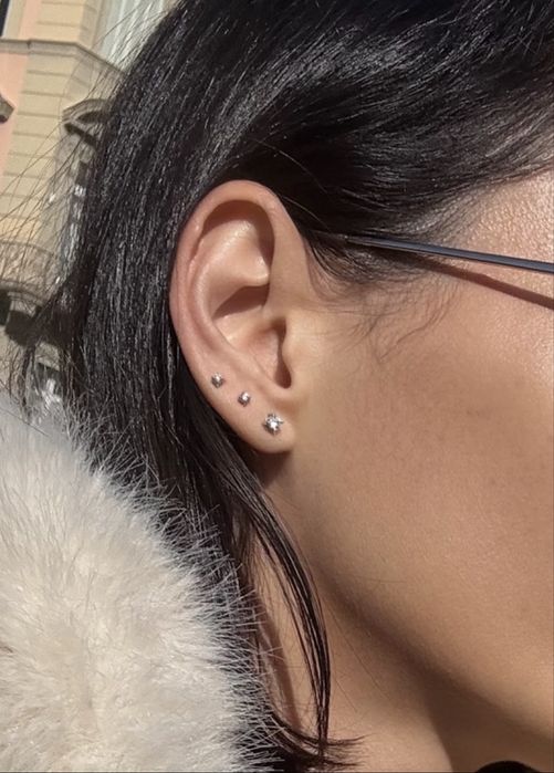 Диамантени обеци