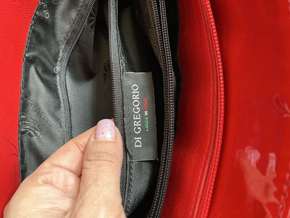 Продаеться  кожанная итальянкая сумка