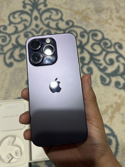 Продам Iphone 14 pro
