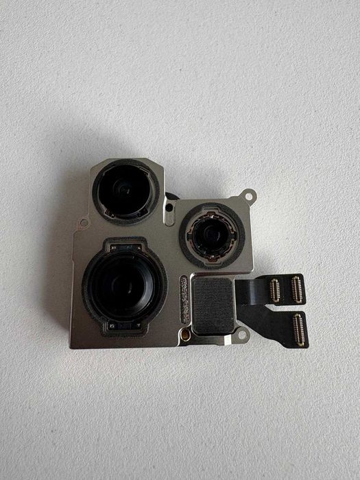 Camera originala iPhone 15 Pro