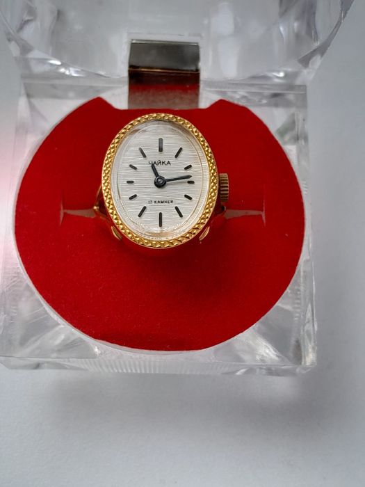 Продам часы СССР