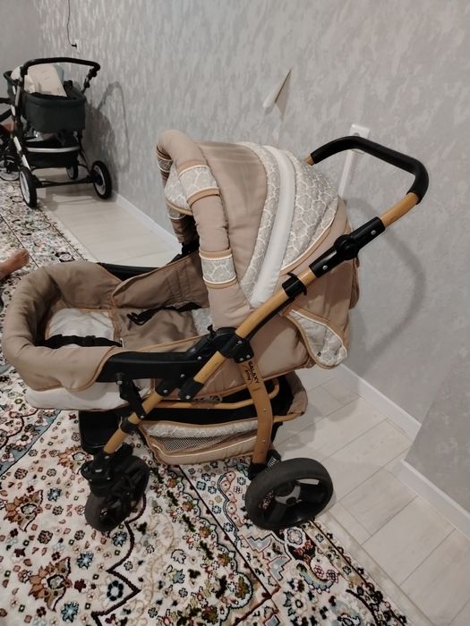 Детская коляска.