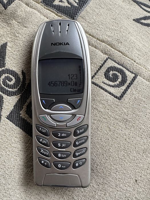 Продавам Nokia 6310i