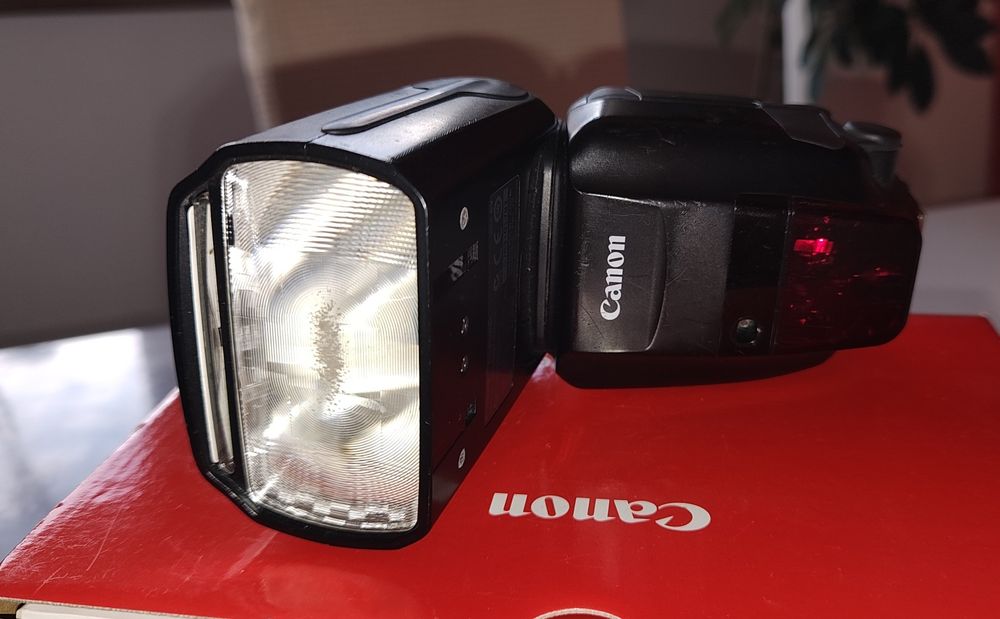 Vand blitz Canon 600EX -RT