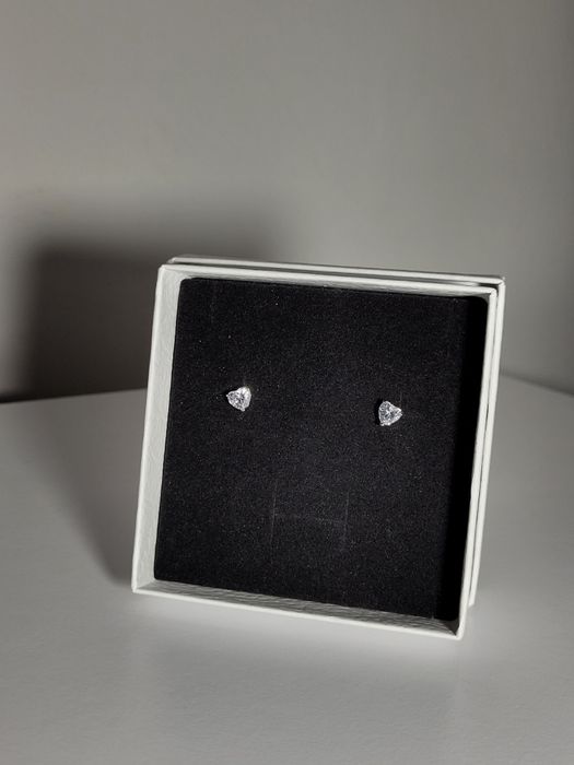 Cercei din argint cu inimioara swarovski