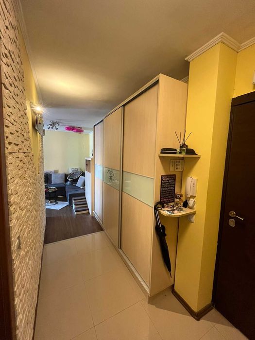 Продава се Тристаен апартамент в София, Дружба 1 - 74 кв.м за 1647 €/кв.м - Снимка #2
