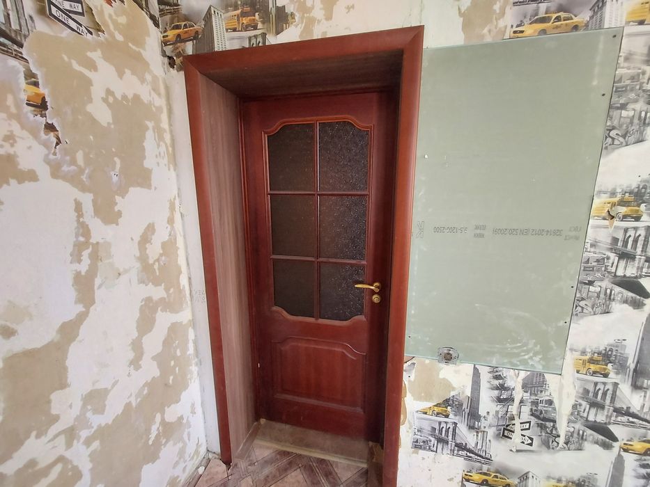 Установка Дверей