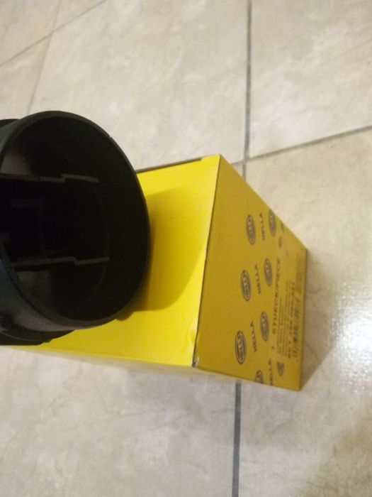 Дебитомер за мерцедесW212 E200 чисто нов