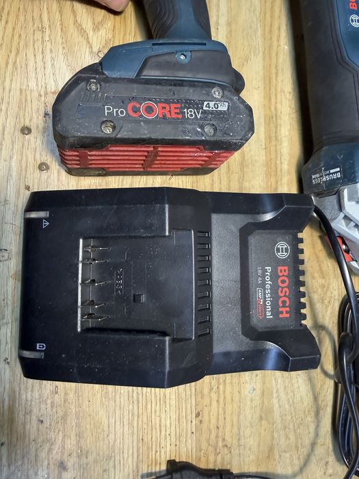 Bosch profesional GSR18v-28 si GWS18v-10