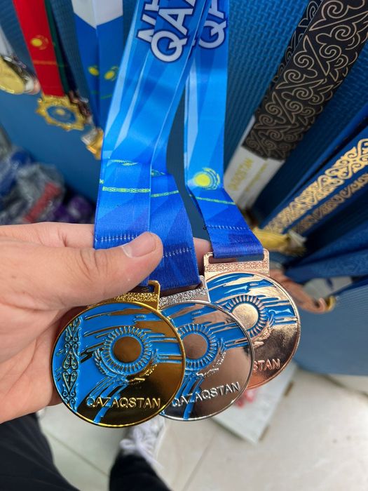 Медали кубки нам нация