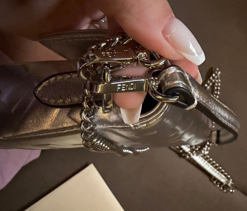 Fendi baguette оригинална чанта