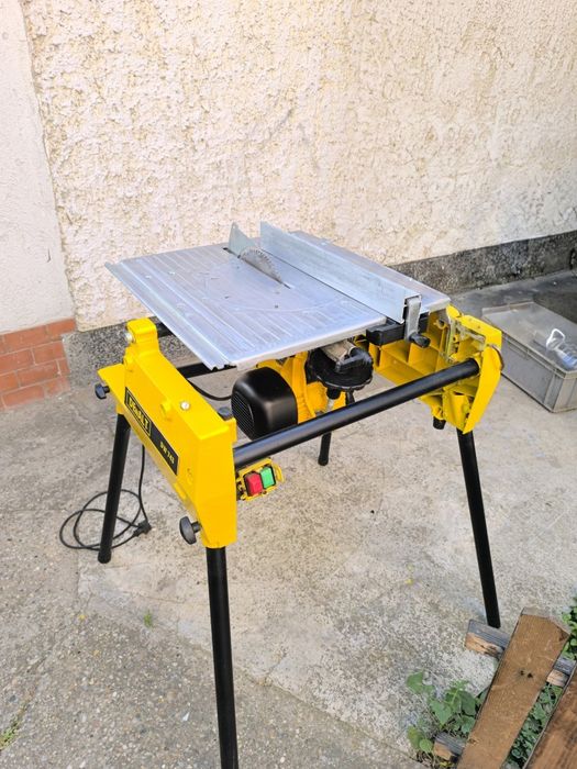 Комбиниран циркуляр и пендула DeWALT DW743 , 2000W