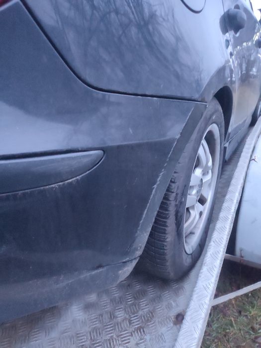 Vând piese BMW seria 1 e87